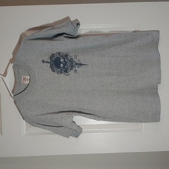 Unisex Levi Strauss Signature Gray Skull T-shirt Size M - Picture 1 of 4